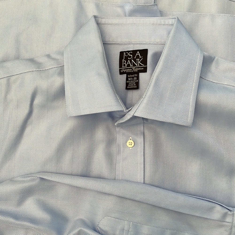 JoS A Bank Signature Collection Dress Shirt
